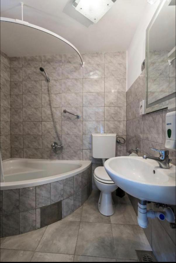 Apartment Cvita สปลิท ภายนอก รูปภาพ