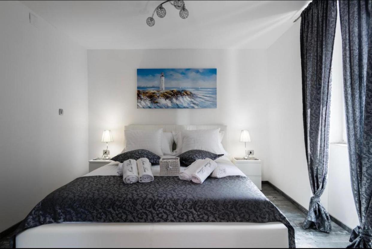 Apartment Cvita สปลิท ภายนอก รูปภาพ