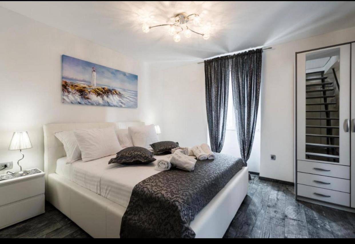 Apartment Cvita สปลิท ภายนอก รูปภาพ