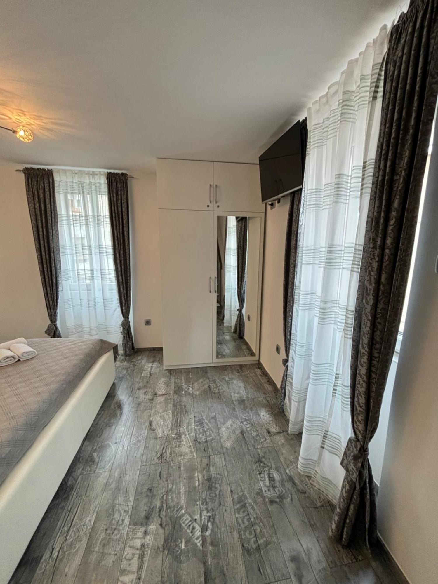 Apartment Cvita สปลิท ภายนอก รูปภาพ